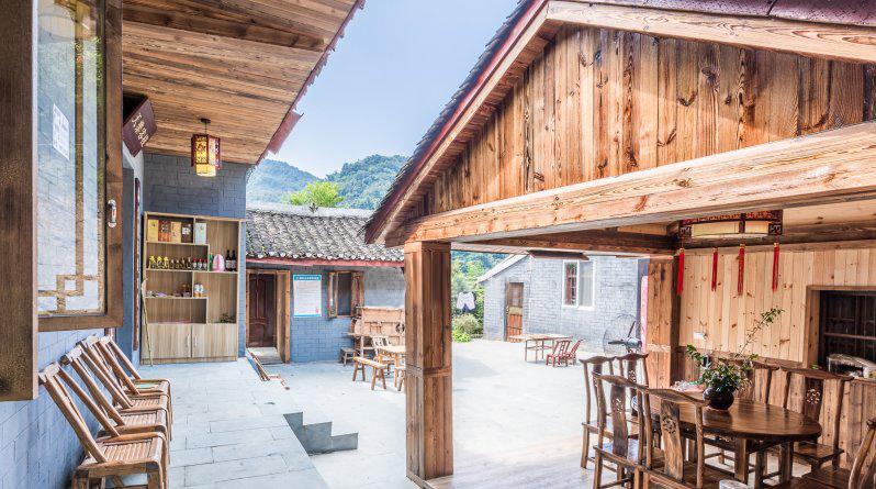Wudangshan Tianle Hotel Shiyan  Экстерьер фото